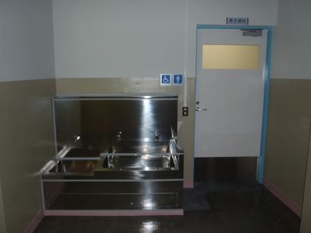 森之宮小学校トイレ改造工事(H)