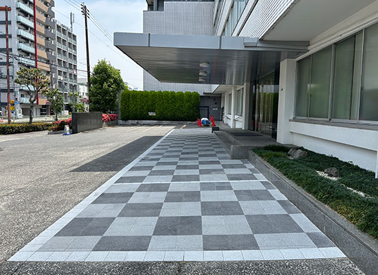 ロート製薬 本社エントランス前/別館屋外階段改修工事