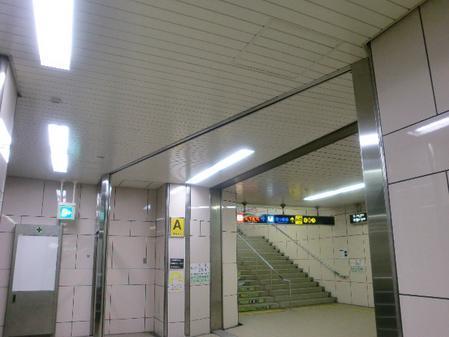 東梅田駅火災対策設備整備その他工事（建築の部）