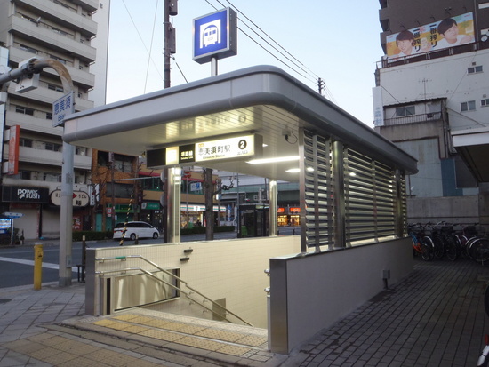 恵美須町駅出入口上屋改造工事(H)