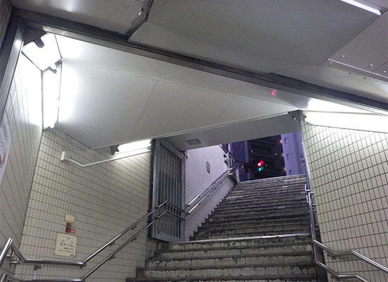 6号線天神橋筋六丁目駅外1駅中階天井改造工事(H)